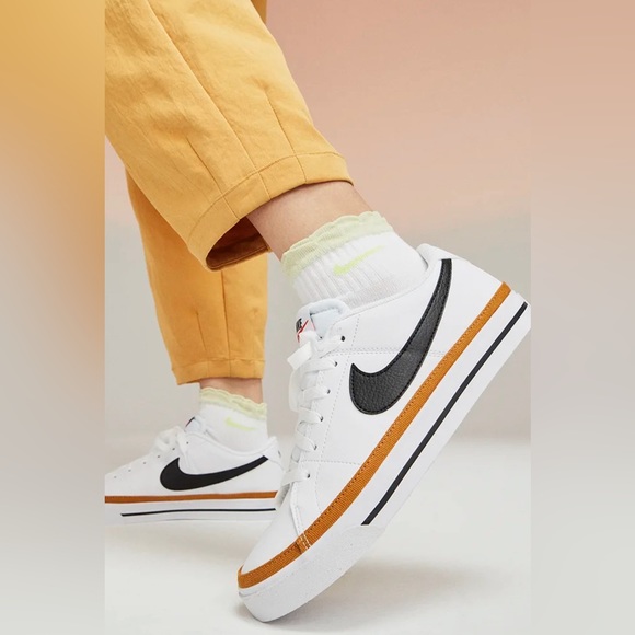 Nike Court Legacy NN Size 8